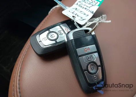 2024 Ford Maverick Lariat from USA, damaged, VIN 3FTTW8M33RRA71527